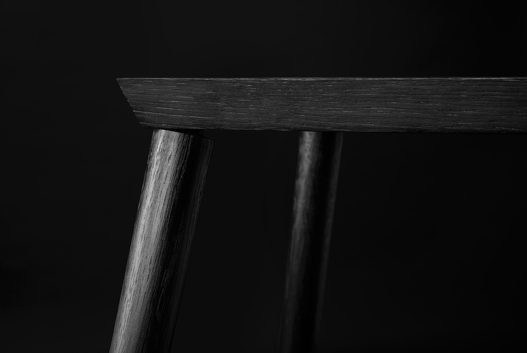 S | X Display Table – Ebonised Oak